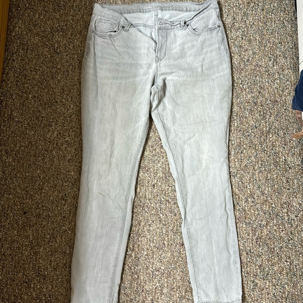 Light gray Old Navy jeans